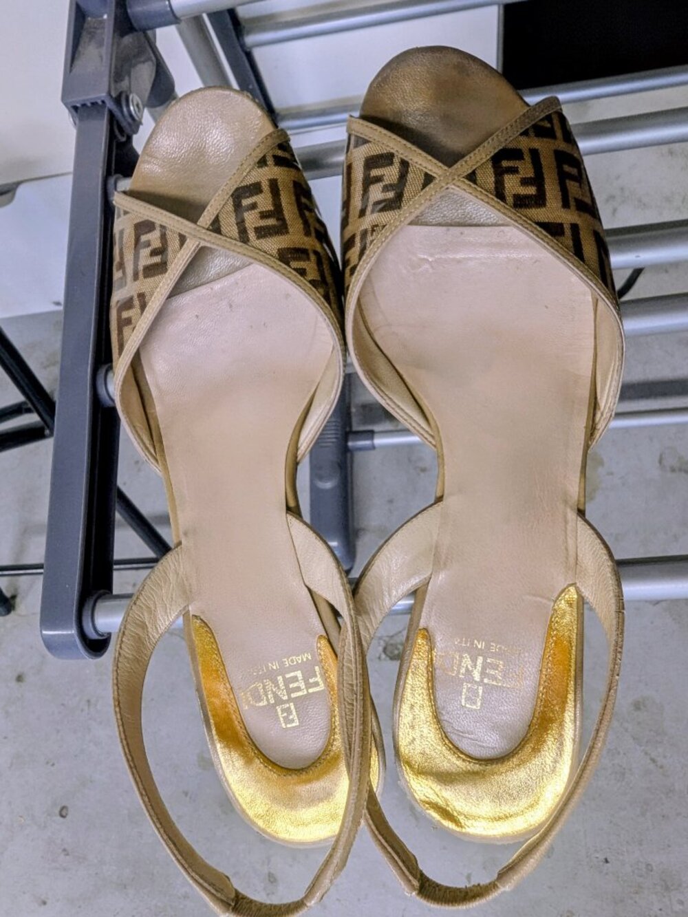 Fendi and Tods two pairs of heels - Picture 2 of 4